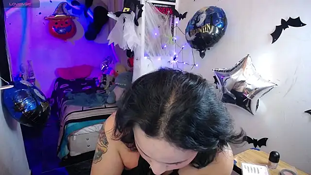 Ladyswap online show from 10.21.25