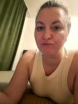 Amelia-Diamond online show from 11.20.25