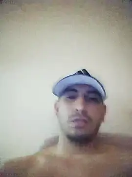 Snapshot of villamarinalvarez25 chatting on 10.20.25 villamarinalvarez25 online show from 10.20.25