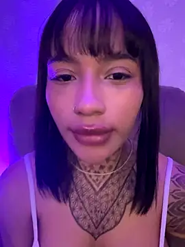 akiira lee online show from 01.08.26