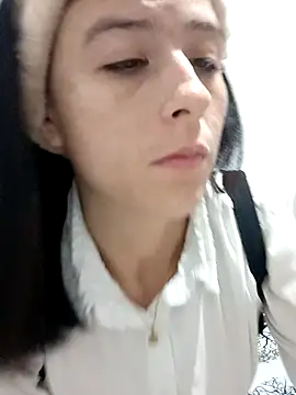 Snapshot of Sashasweet4444 chatting on 11.22.25 Sashasweet4444 online show from 11.22.25