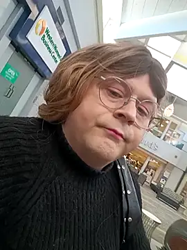 Snapshot of Ashley-Amber_Dragon chatting on 03.23.26 Ashley-Amber Dragon online show from 03.23.26