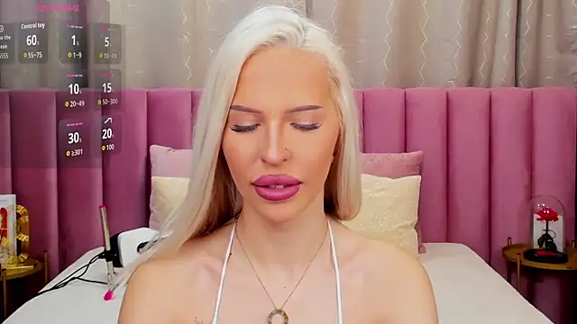 KailaCrystall online show from 12.02.25