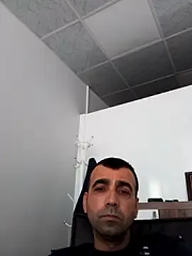 Snapshot of Bugattiveyron1 chatting on 10.18.25 Bugattiveyron1 online show from 10.18.25