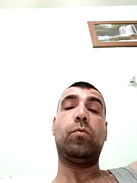 Snapshot of Bugattiveyron1 chatting on 11.17.25 Bugattiveyron1 online show from 11.17.25