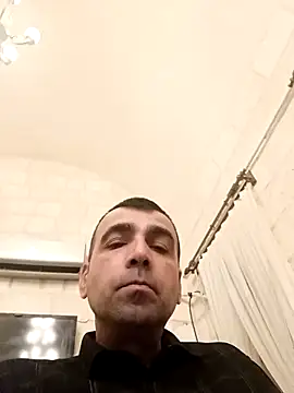 Snapshot of Bugattiveyron1 chatting on 11.24.25 Bugattiveyron1 online show from 11.24.25