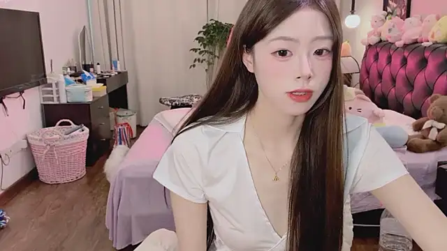 Snapshot of Onecutelittle chatting on 05.16.26 Onecutelittle online show from 05.16.26