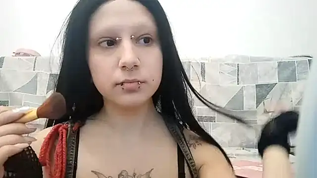 Snapshot of VetaBeghtol chatting on 11.07.25 VetaBeghtol online show from 11.07.25