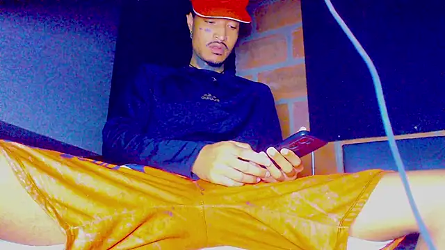 Snapshot of Anaconda_larga chatting on 02.04.26 Anaconda larga online show from 02.04.26