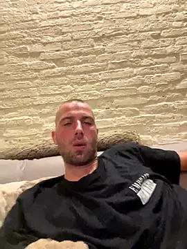 Rotteei1 online show from 10.27.25