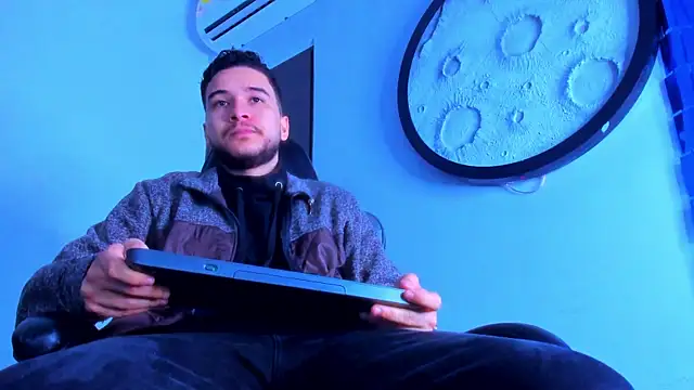 mike 257 online show from 04.01.26