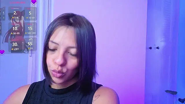 Aria Russo online show from 04.11.26