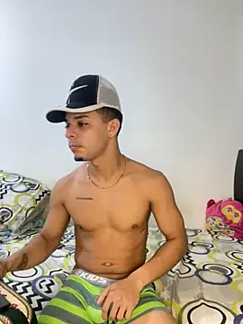 Snapshot of adan_jp chatting on 11.13.25 adan jp online show from 11.13.25