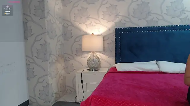 Rachellparker  online show from 01.15.26