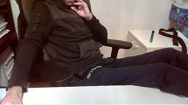 topg84 online show from 11.18.25