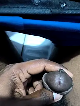 Snapshot of 67yoki chatting on 10.21.25 67yoki online show from 10.21.25