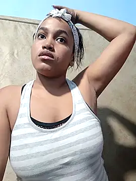 NahomiWalker  online show from 11.07.25