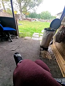 bbyxklaus online show from 10.28.25