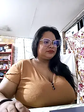 Snapshot of celeste122595 chatting on 11.12.25 celeste122595 online show from 11.12.25