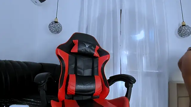 Snapshot of brownvelvet chatting on 11.14.25 brownvelvet online show from 11.14.25