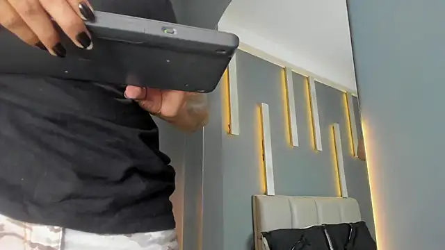 ArohomLester online show from 11.29.25