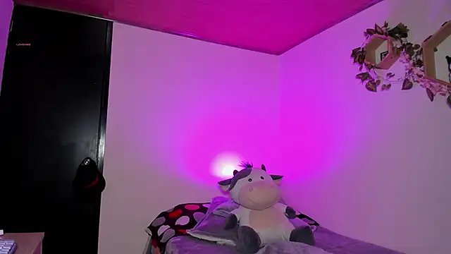 Snapshot of miku_st chatting on 01.14.26 miku st online show from 01.14.26