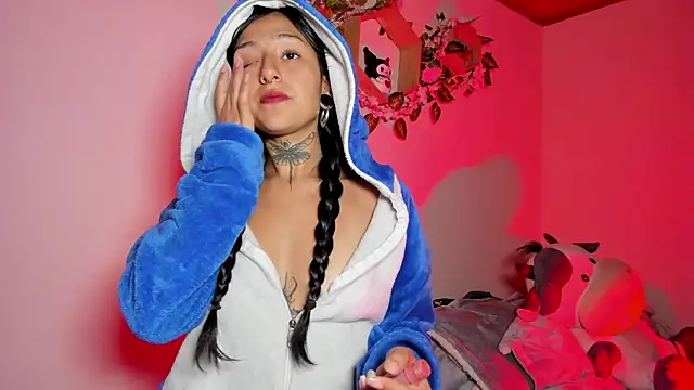 Snapshot of miku_st chatting on 02.27.26 miku st online show from 02.27.26