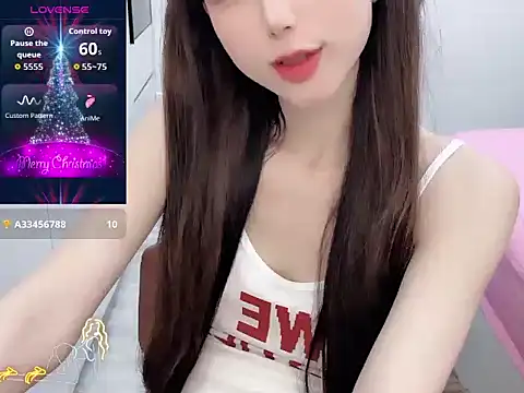 Snapshot of -Alicee- chatting on 06.11.26 -Alicee- online show from 06.11.26