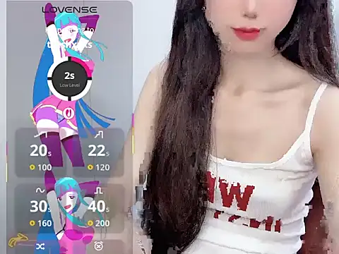 Snapshot of -Alicee- chatting on 06.18.26 -Alicee- online show from 06.18.26
