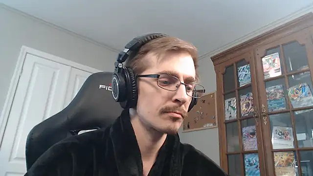 Snapshot of CasuallyCorrupt chatting on 12.22.25 CasuallyCorrupt online show from 12.22.25