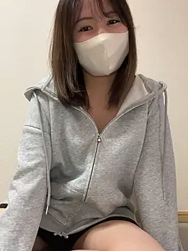 Snapshot of Rui_87 chatting on 11.05.25 Rui 87 online show from 11.05.25