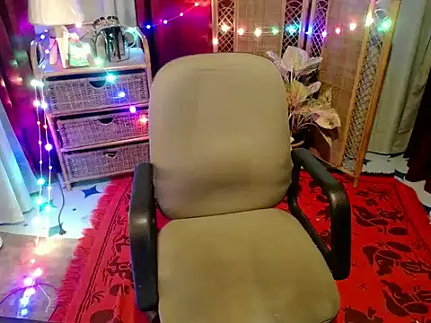 pretty petite asian143 online show from 06.09.26