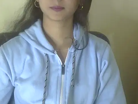 Snapshot of shimz_ chatting on 11.18.25 shimz online show from 11.18.25