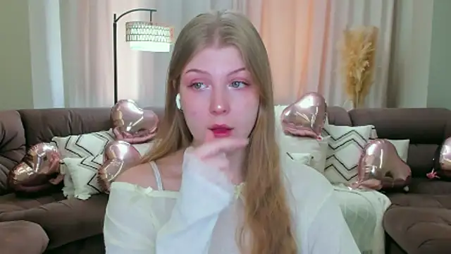 Stella Light online show from 03.24.26