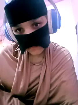 SandyAmr online show from 02.09.26