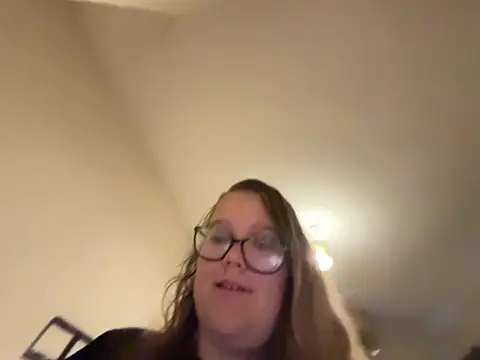 Scarletcum22 online show from 11.03.25