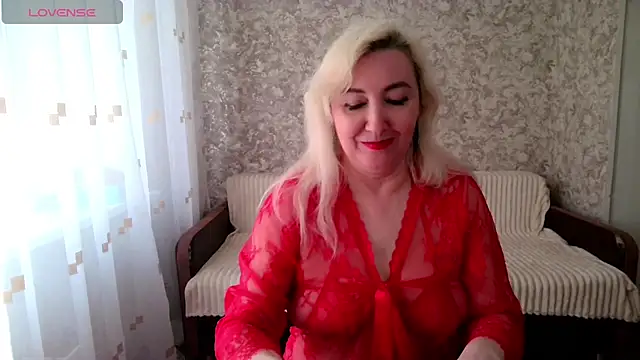 LadyKriss online show from 04.16.26