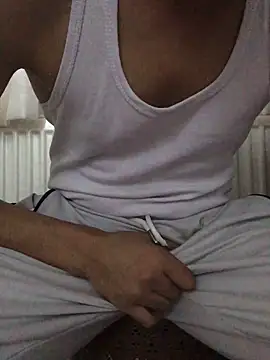 Snapshot of Axe-man_44 chatting on 10.21.25 Axe-man 44 online show from 10.21.25