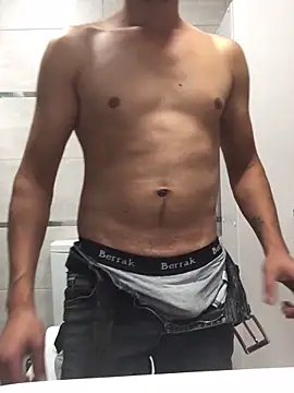 Snapshot of Axe-man_44 chatting on 10.30.25 Axe-man 44 online show from 10.30.25