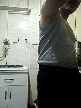 Snapshot of Axe-man_44 chatting on 11.21.25 Axe-man 44 online show from 11.21.25