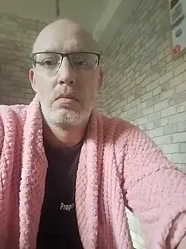 Snapshot of Cedric7653 chatting on 03.28.26 Cedric7653 online show from 03.28.26