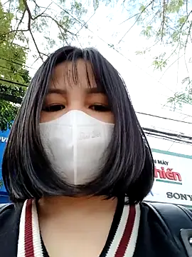 Mina-02 online show from 12.18.25