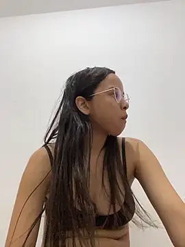 Snapshot of Bab_Angel chatting on 11.09.25 Bab Angel online show from 11.09.25