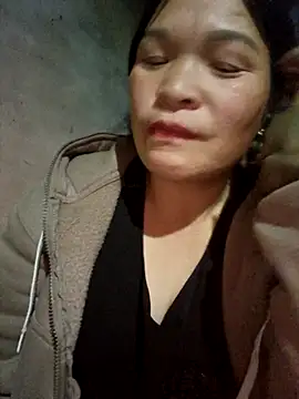 chipu06 online show from 12.18.25