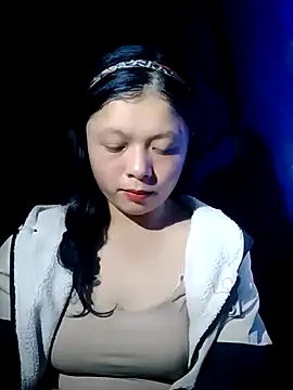 Snapshot of lisa-bae00 chatting on 11.06.25 lisa-bae00 online show from 11.06.25