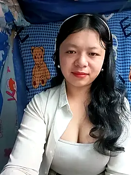 Snapshot of lisa-bae00 chatting on 01.17.26 lisa-bae00 online show from 01.17.26