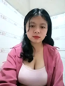 Snapshot of lisa-bae00 chatting on 02.02.26 lisa-bae00 online show from 02.02.26