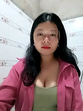 Snapshot of lisa-bae00 chatting on 02.10.26 lisa-bae00 online show from 02.10.26