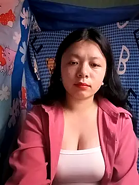 Snapshot of lisa-bae00 chatting on 02.15.26 lisa-bae00 online show from 02.15.26