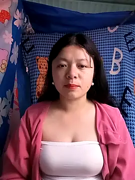 Snapshot of lisa-bae00 chatting on 02.19.26 lisa-bae00 online show from 02.19.26